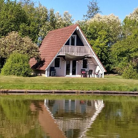 De Gouwe, 158 - Aan Visvijver, De Beste Visstek Gramsbergen Exterior foto